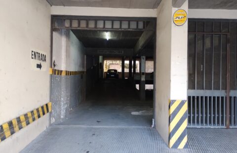 Venta Corrientes 1774 Cochera Doble