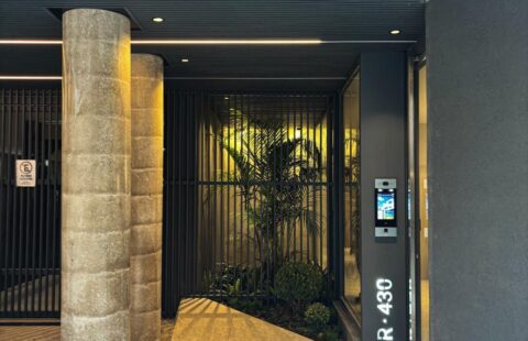 Entre 430 – 1ºpiso con patio, piscina y parrillero exclusivo.
